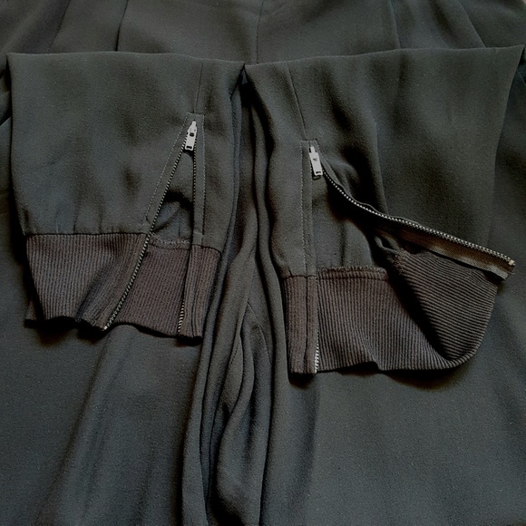 Eileen Fisher 100% Silk Slouchy Zipper Cuff Pants - Picture 5 of 8